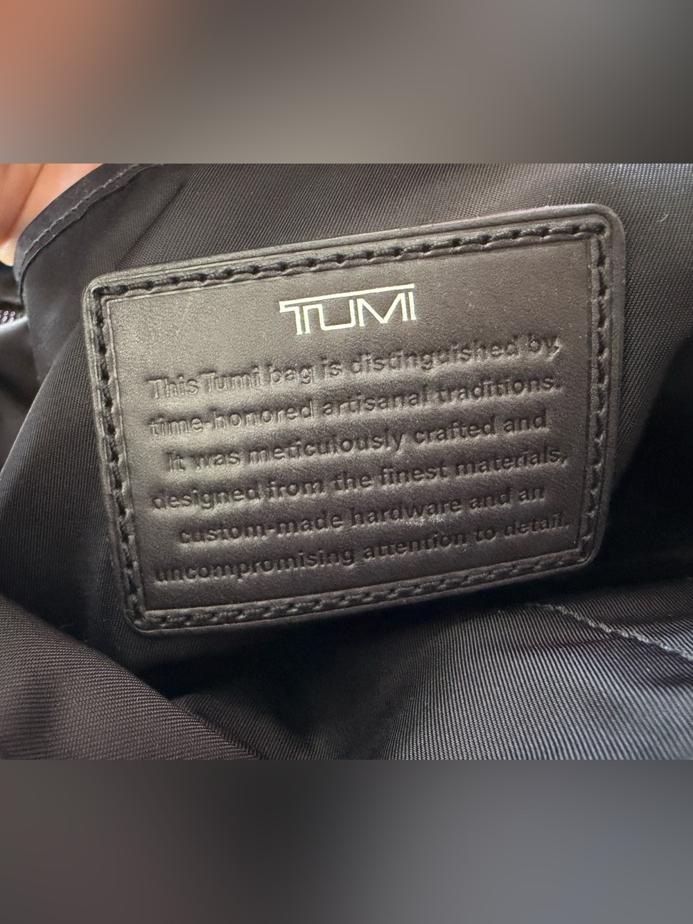 NWOT Tumi Black Puffer Laptop Crossbody Bag - Picture 8 of 12